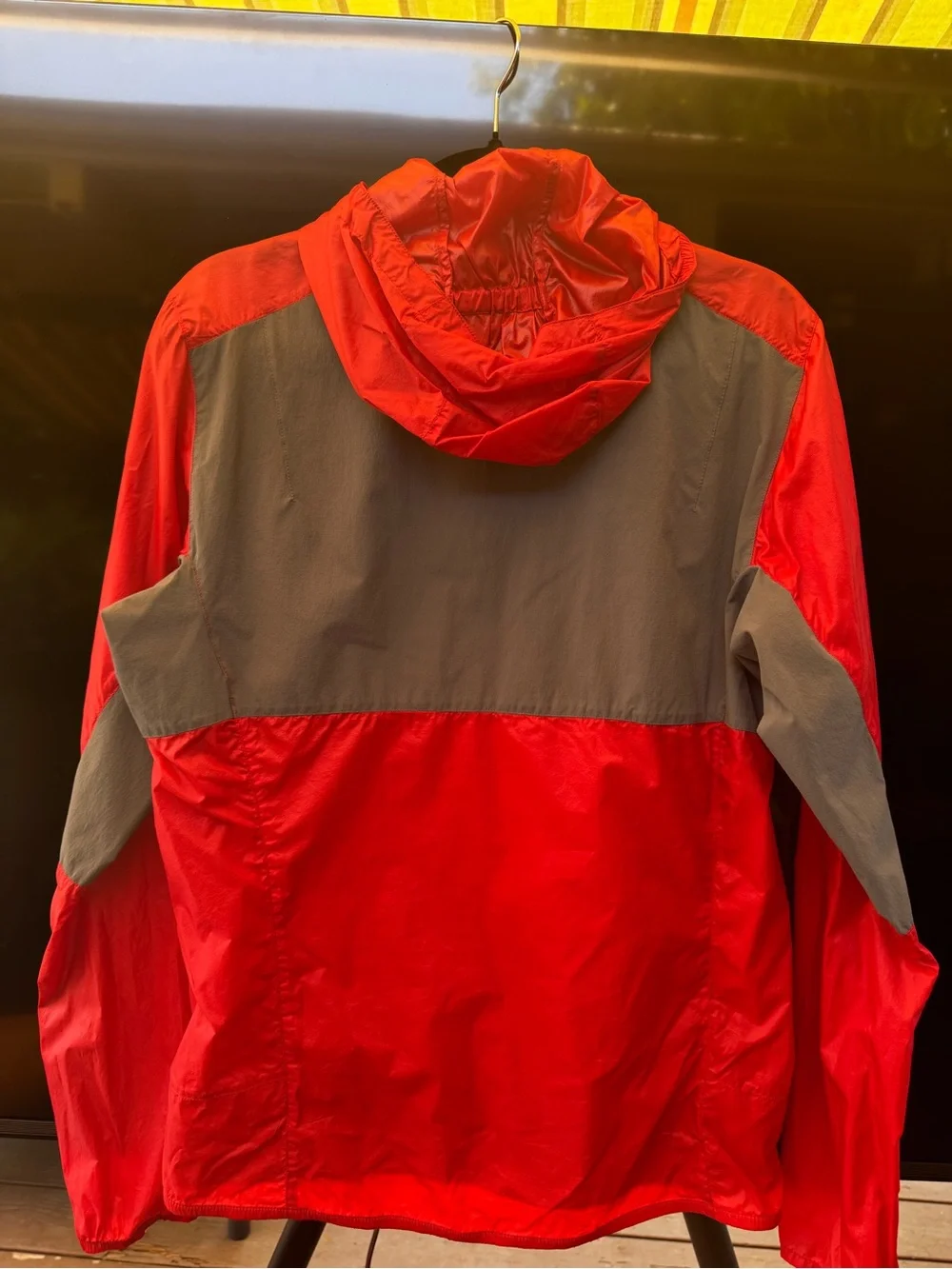 Salomon Bright Red Insulated Jacket